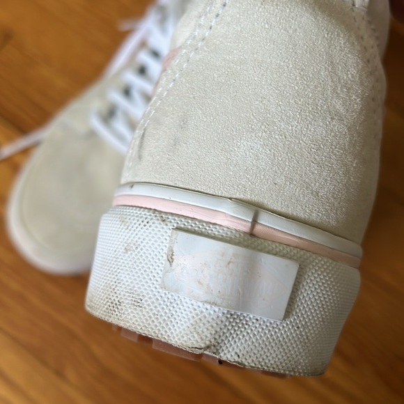 Vans sk8 hi platform sneakers in white lined in pink women size 7 EUC - Picture 9 of 11